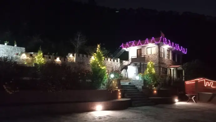 HillRoom Stay Kaichi Dham Uttarakhand